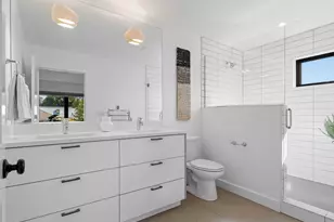 4566 NE Cesar E Chavez Blvd, Portland, OR 97211 - Photo 11