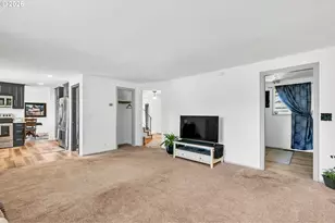 6616 E St, Springfield, OR 97478 - Photo 19