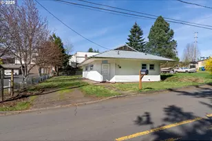 38091 Sunset St, Sandy, OR 97055 - Photo 1