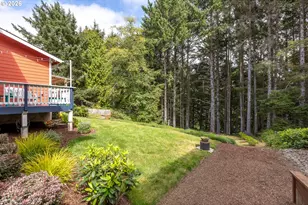 1858 SW Coast Ave, Lincoln City, OR 97367 - Photo 27