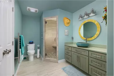 1858 SW Coast Ave, Lincoln City, OR 97367 - Photo 17