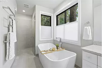 16200 Waluga Dr, Lake Oswego, OR 97035 - Photo 27