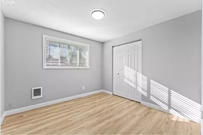 395 Stark St N, Salem, OR 97303 - Photo 17