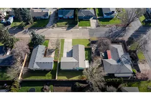 395 Stark St N, Salem, OR 97303 - Photo 31