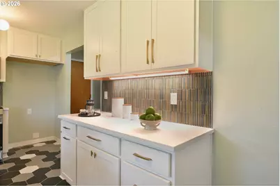 12509 NE Beech St, Portland, OR 97230 - Photo 5