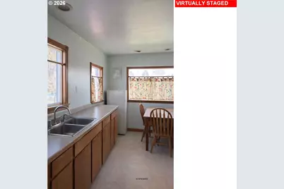 1405 Baker St, Salem, OR 97301 - Photo 7