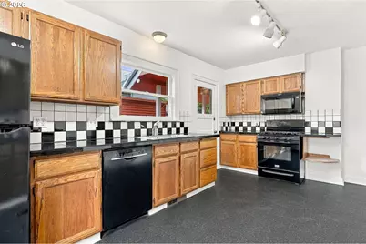 1318 SE Palm St, Portland, OR 97214 - Photo 37