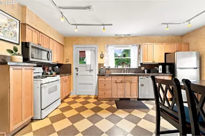 1318 SE Palm St, Portland, OR 97214 - Photo 9