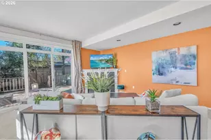 6231 SW 18th Dr, Portland, OR 97239 - Photo 3