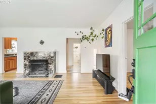 6362 N Commercial Ave, Portland, OR 97217 - Photo 5