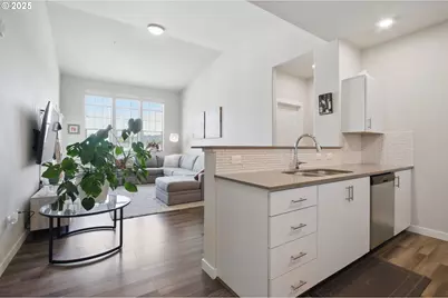 16322 NW Chadwick Way #303, Portland, OR 97229 - Photo 5
