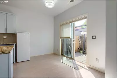 11560 SE Aquila St, Happy Valley, OR 97086 - Photo 9