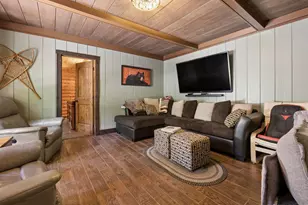 26845 E Rolling Riffle Ln, Rhododendron, OR 97049 - Photo 11