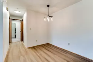 650 Harlow Rd, Springfield, OR 97477 - Photo 11