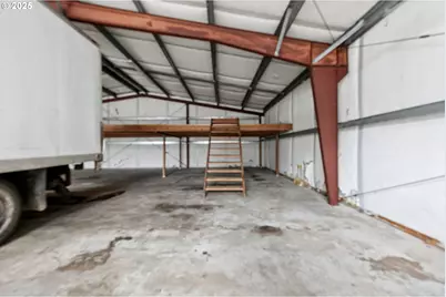 24977 Sturtevant Dr, Veneta, OR 97487 - Photo 17