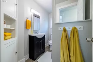 7649 N Willamette Blvd, Portland, OR 97203 - Photo 19