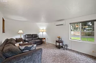 82600 Green Valley St, Creswell, OR 97426 - Photo 9