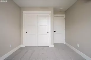 8429 NE Hassalo St, Portland, OR 97220 - Photo 27