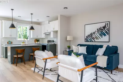 8429 NE Hassalo St, Portland, OR 97220 - Photo 7