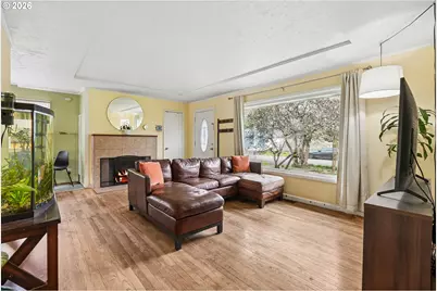 13314 SE Bush St, Portland, OR 97236 - Photo 3