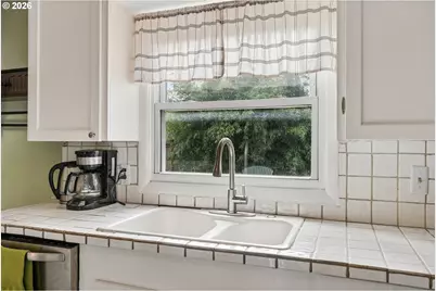 13314 SE Bush St, Portland, OR 97236 - Photo 13