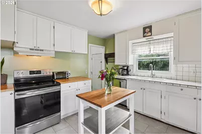 13314 SE Bush St, Portland, OR 97236 - Photo 11