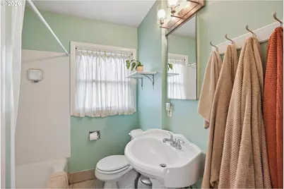 13314 SE Bush St, Portland, OR 97236 - Photo 19