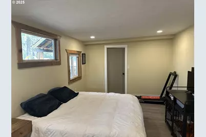 136010 Hwy 97, Crescent, OR 97733 - Photo 23