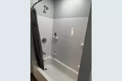 136010 Hwy 97, Crescent, OR 97733 - Photo 27