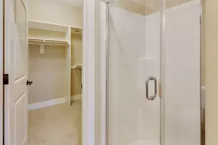 3642 SW Baird St, Portland, OR 97219 - Photo 29