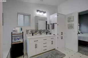 2665 Whistlers Park Rd, Roseburg, OR 97470 - Photo 29