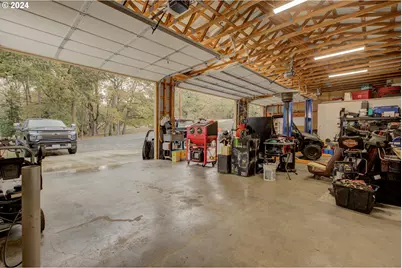 2665 Whistlers Park Rd, Roseburg, OR 97470 - Photo 41
