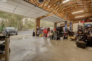 2665 Whistlers Park Rd, Roseburg, OR 97470 - Photo 41