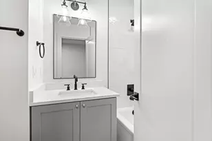 11070 SW 61st Ave, Portland, OR 97219 - Photo 11