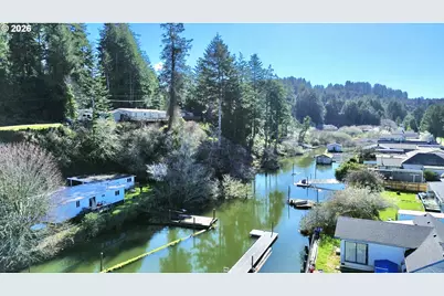 160 Hilltop Dr, Lakeside, OR 97449 - Photo 33