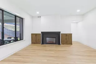 521 W 20th Wy, La Center, WA 98629 - Photo 7