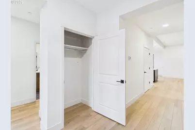 521 W 20th Way, La Center, WA 98629 - Photo 15