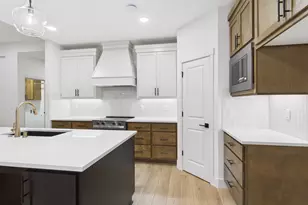 521 W 20th Wy, La Center, WA 98629 - Photo 3