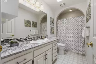 6108 SW Kruse Ridge Dr, Portland, OR 97219 - Photo 29