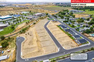 1238 SE Kimber Dr, Hermiston, OR 97838 - Photo 7