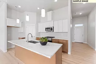 1238 SE Kimber Dr, Hermiston, OR 97838 - Photo 5