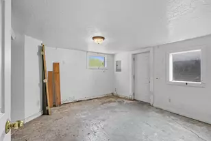 686 29th St, Astoria, OR 97103 - Photo 37