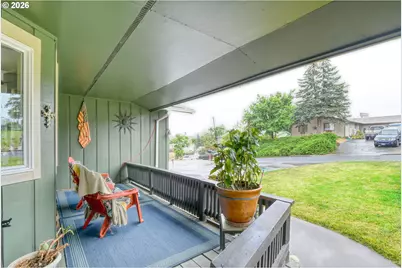 105 SE Kirk Ave, Pendleton, OR 97801 - Photo 3