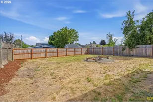 405 Washington St, Silverton, OR 97381 - Photo 25
