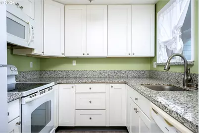 5470 SW Alger Ave, Beaverton, OR 97005 - Photo 15