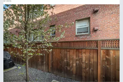 623 NE Randall Ave, Portland, OR 97232 - Photo 21