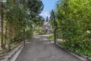 375 Marina Vista Dr, Lowell, OR 97452 - Photo 3