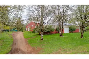 10425 Edmunson Dr SE, Salem, OR 97317 - Photo 31