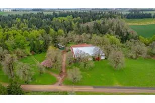 10425 Edmunson Dr SE, Salem, OR 97317 - Photo 3