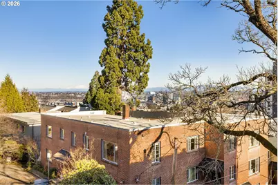 2393 SW Park Pl #302, Portland, OR 97205 - Photo 17